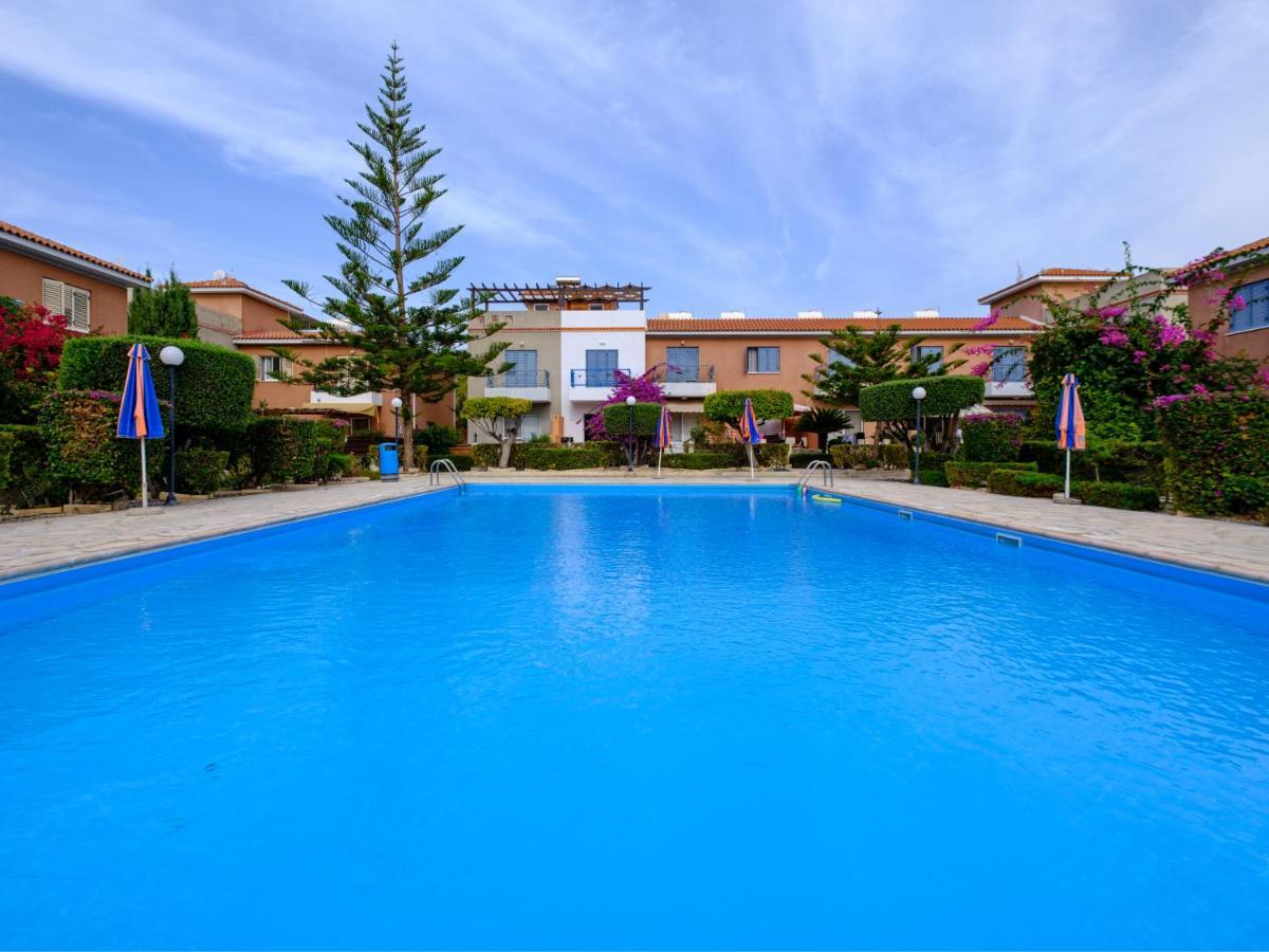 Nephele-Stylish 2Bd Townhouse In Kato Paphos Villa Exteriör bild
