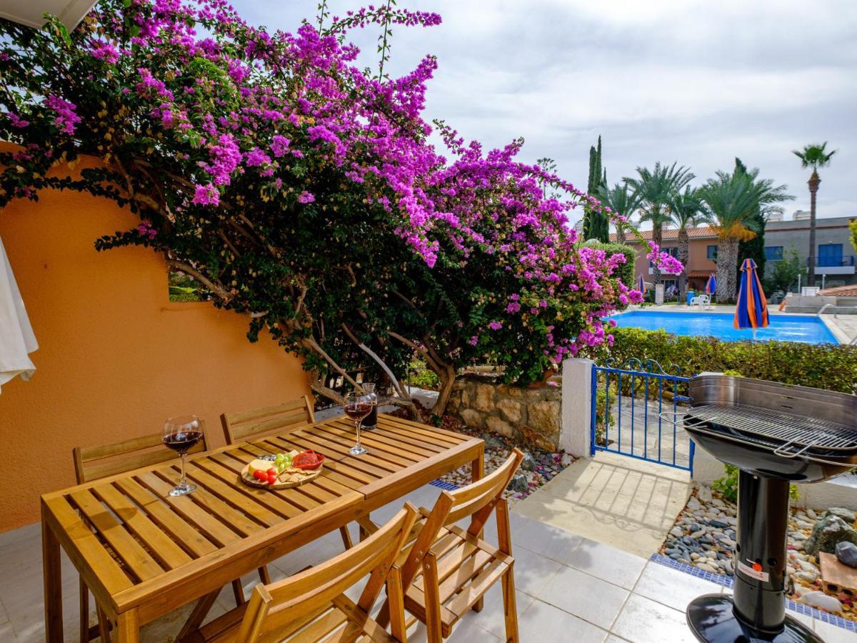 Nephele-Stylish 2Bd Townhouse In Kato Paphos Villa Exteriör bild