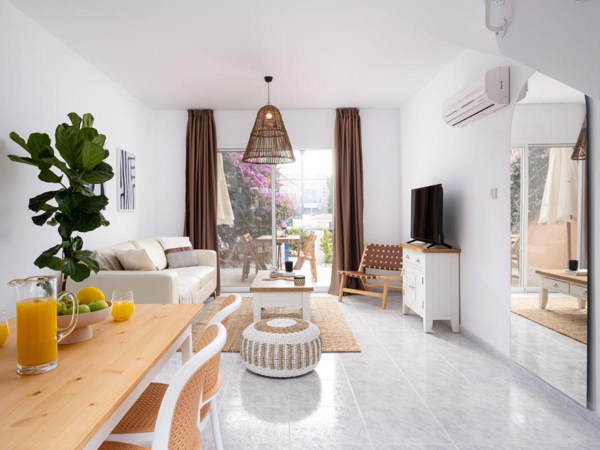 Nephele-Stylish 2Bd Townhouse In Kato Paphos Villa Exteriör bild